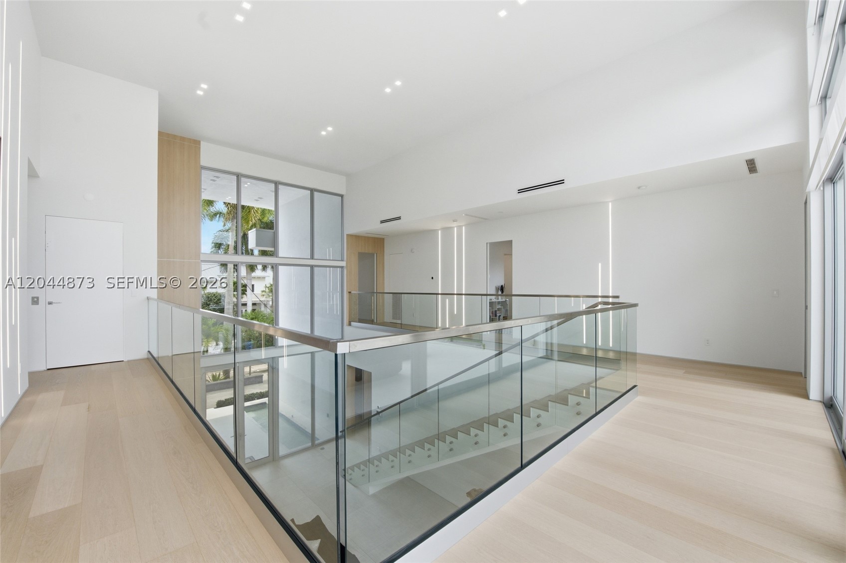 91 Fiesta Way, Fort Lauderdale FL 33301