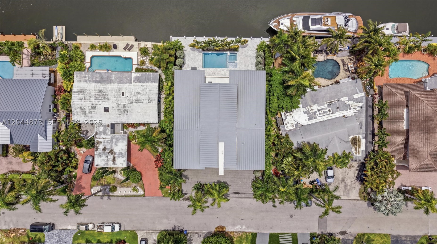 91 Fiesta Way, Fort Lauderdale FL 33301