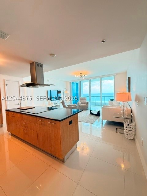 6899 Collins Ave #2201, Miami Beach FL 33141