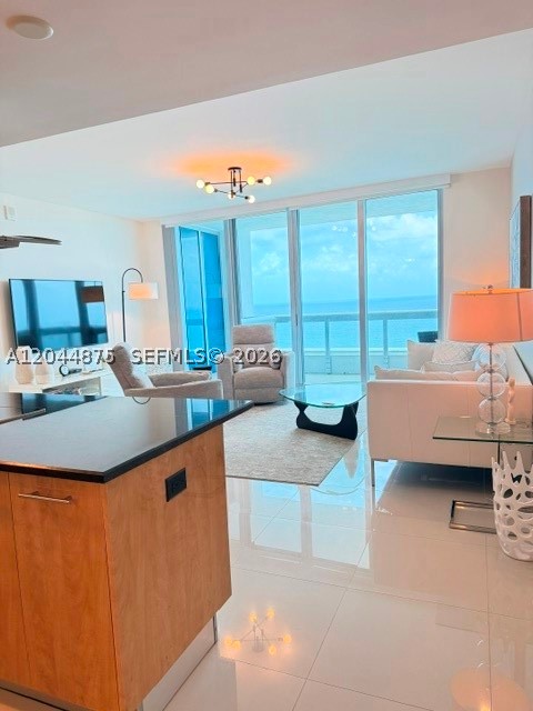 6899 Collins Ave #2201, Miami Beach FL 33141