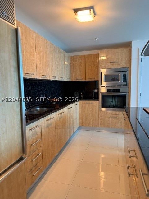 6899 Collins Ave #2201, Miami Beach FL 33141