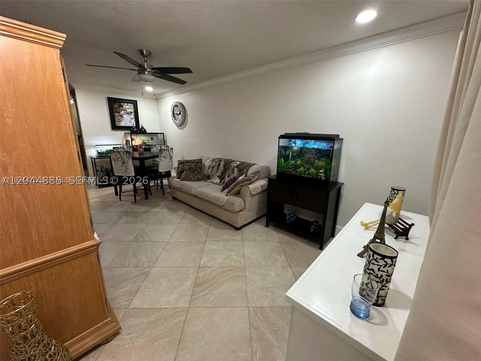 11537 SW 6th St, Sweetwater FL 33174
