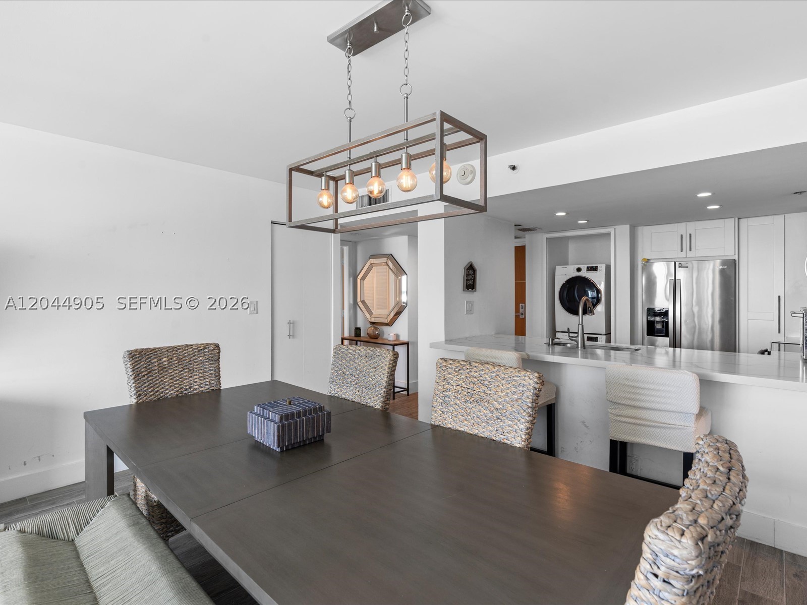400 S Pointe Dr #1102, Miami Beach FL 33139