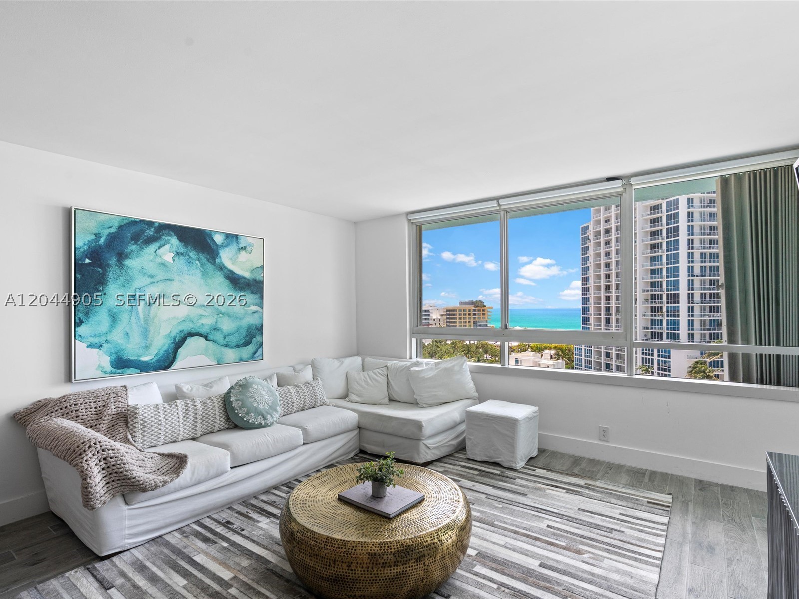 400 S Pointe Dr #1102, Miami Beach FL 33139