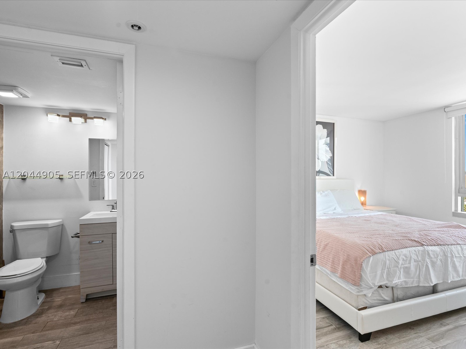 400 S Pointe Dr #1102, Miami Beach FL 33139