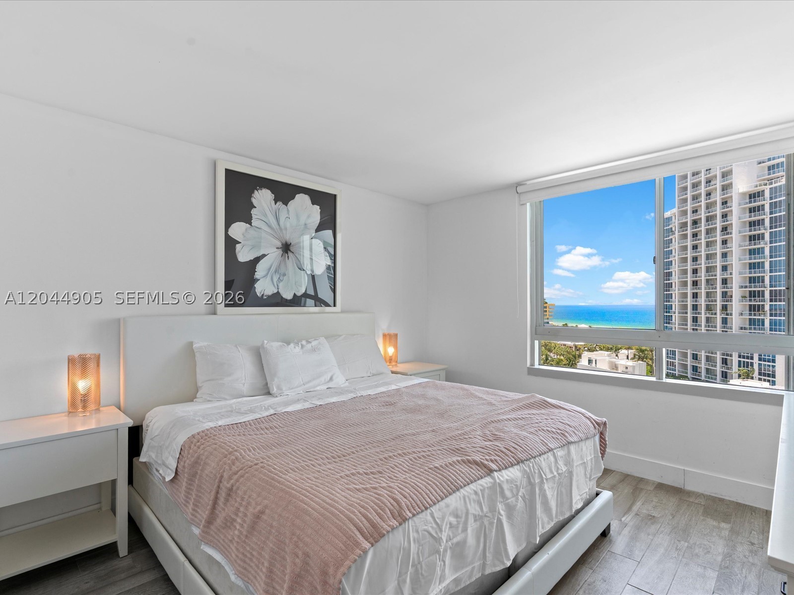 400 S Pointe Dr #1102, Miami Beach FL 33139