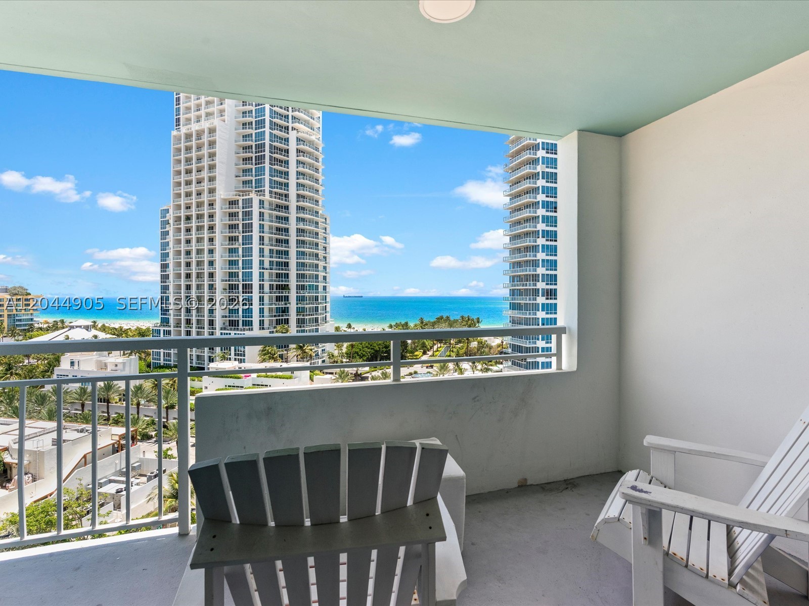 400 S Pointe Dr #1102, Miami Beach FL 33139