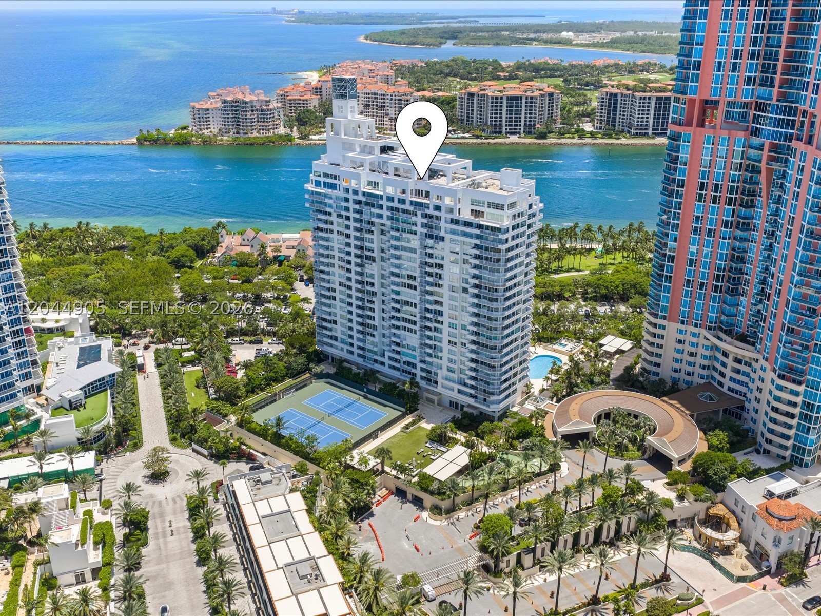 400 S Pointe Dr #1102, Miami Beach FL 33139