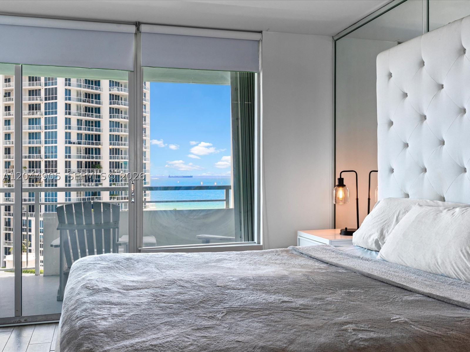 400 S Pointe Dr #1102, Miami Beach FL 33139