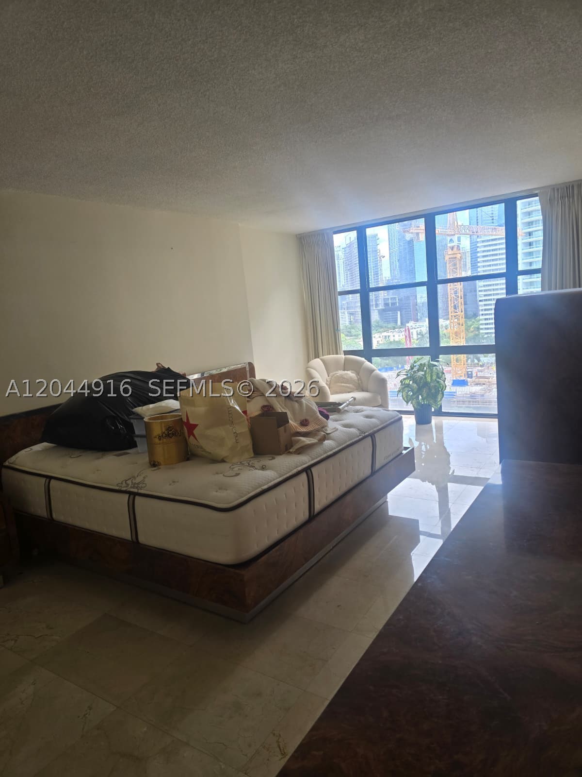 1901 Brickell Ave #B1614, Miami FL 33129