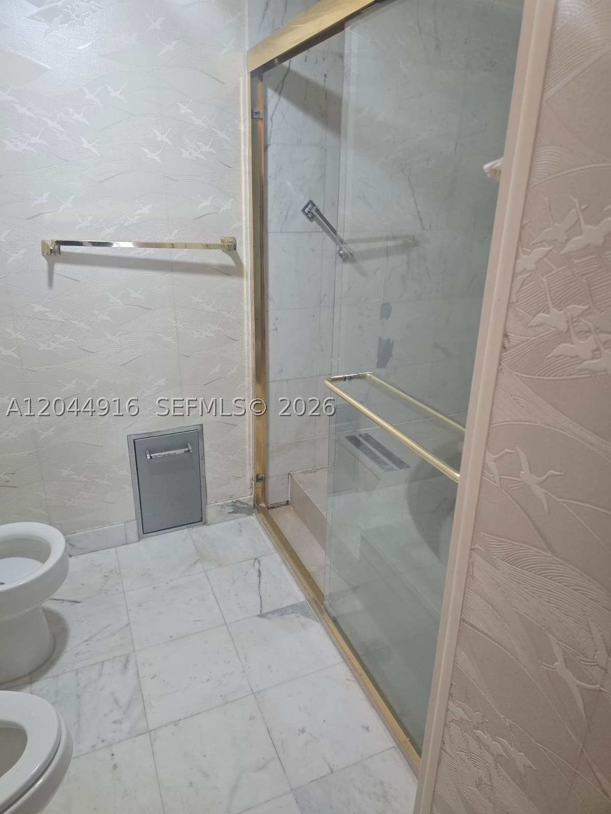 1901 Brickell Ave #B1614, Miami FL 33129