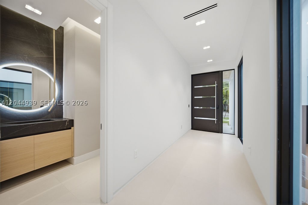 1332 NE 16th Ter, Fort Lauderdale FL 33304