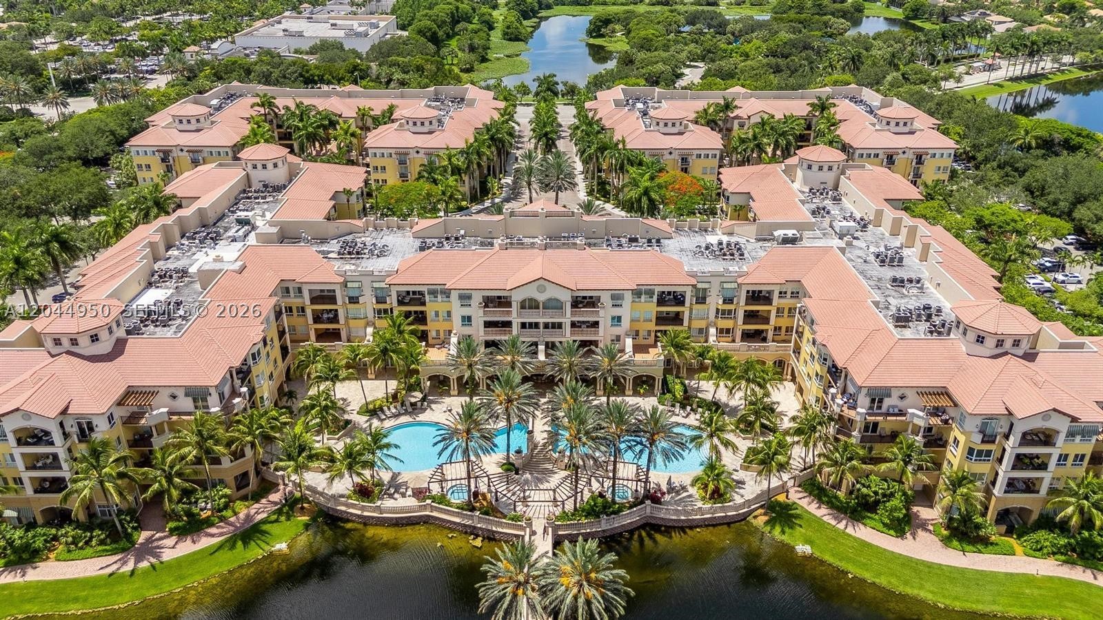 16100 Emerald Estates Dr #298, Weston FL 33331