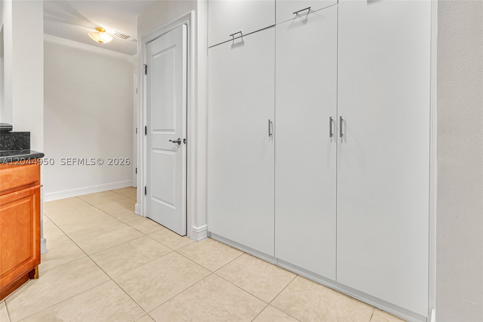 16100 Emerald Estates Dr #298, Weston FL 33331