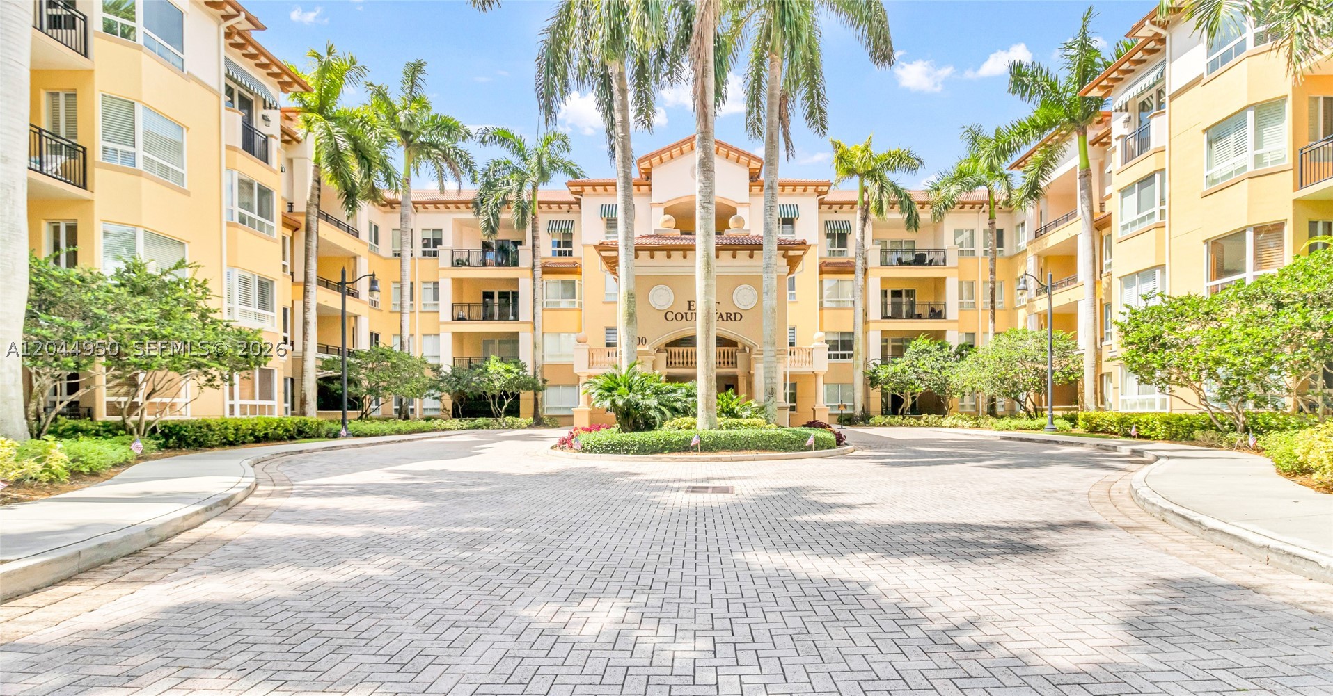 16100 Emerald Estates Dr #298, Weston FL 33331