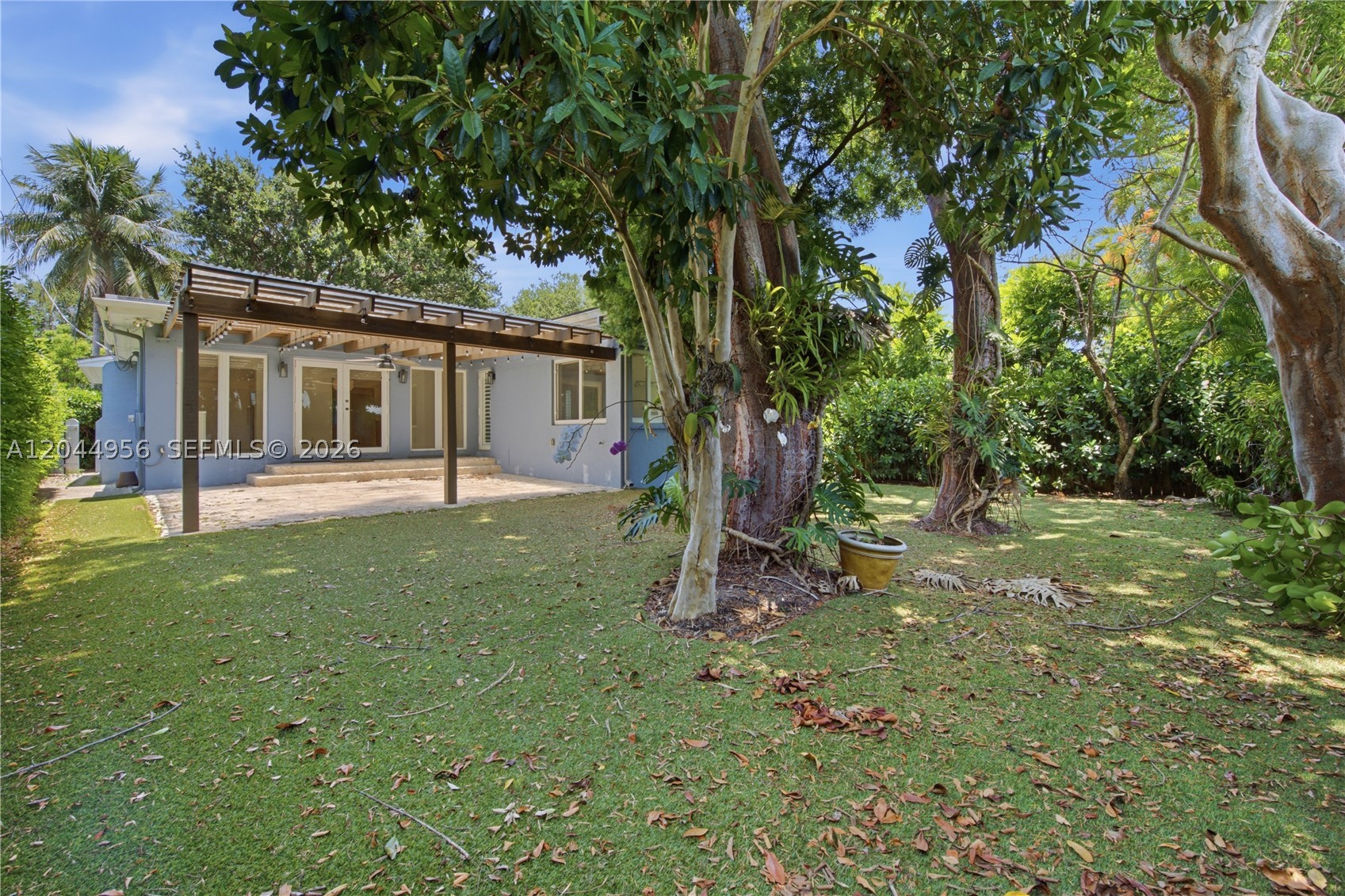 7220 SW 53rd Ct, Miami FL 33143