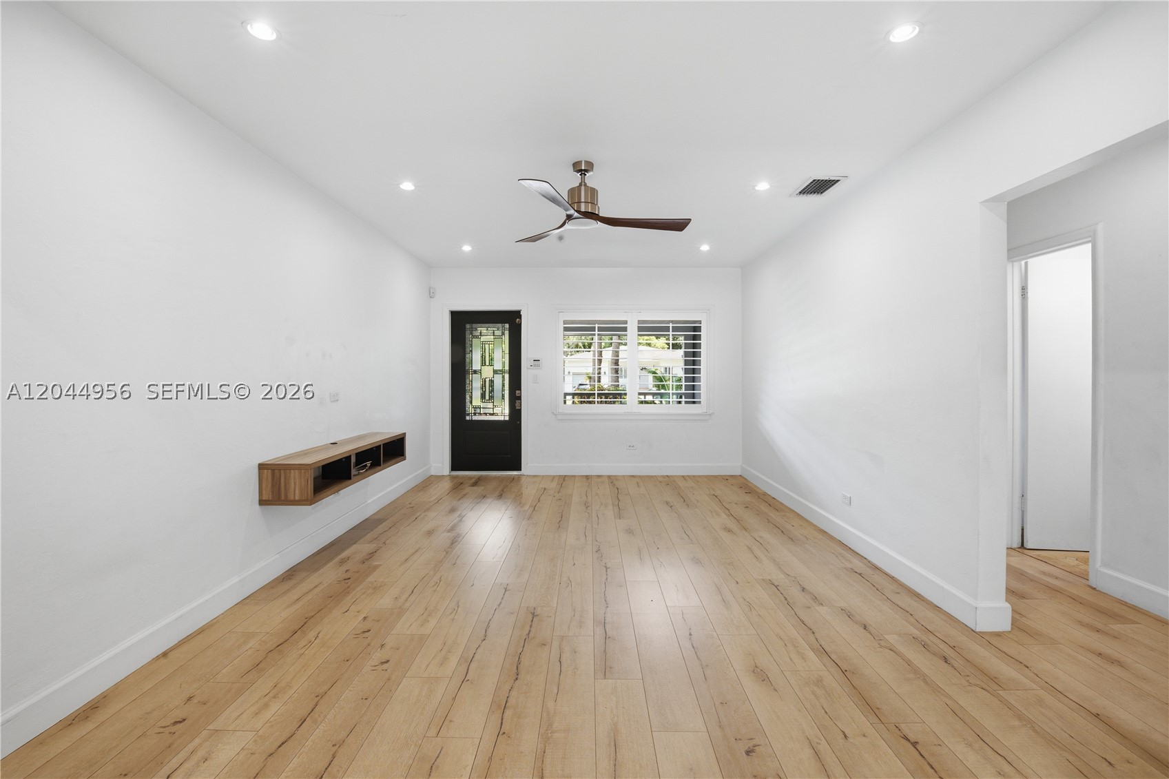 7220 SW 53rd Ct, Miami FL 33143