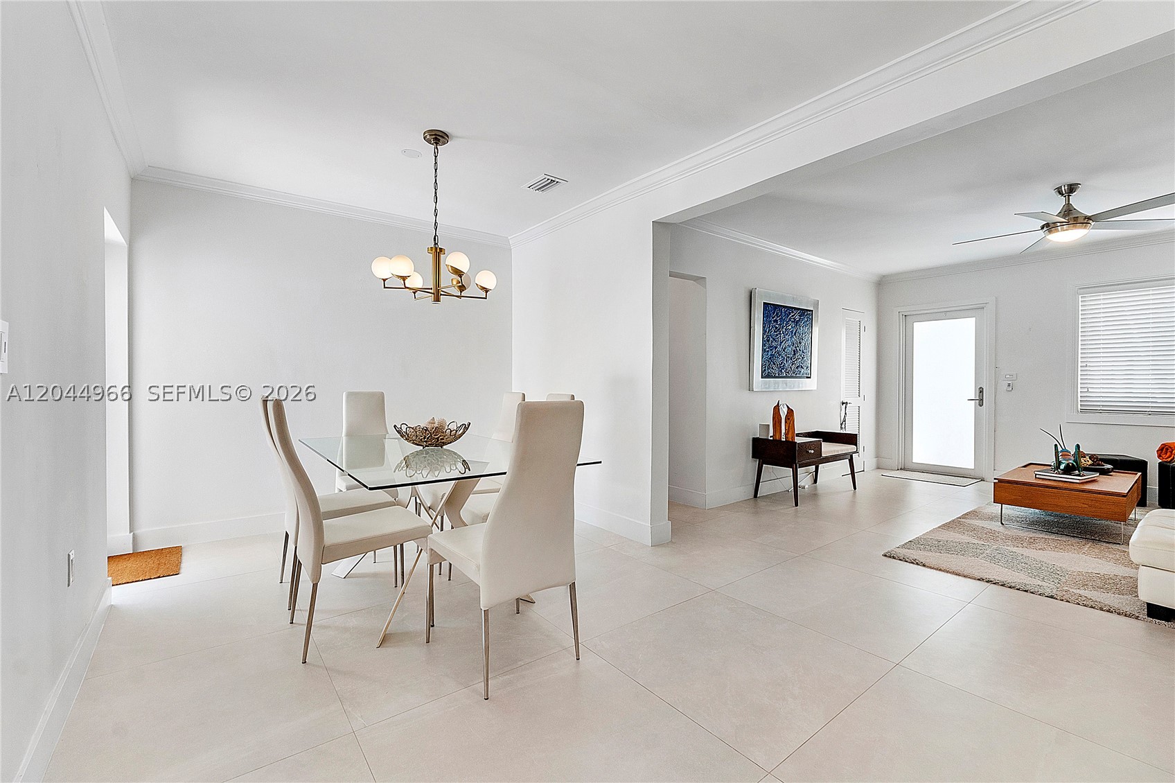 301 Hampton Ln, Key Biscayne FL 33149