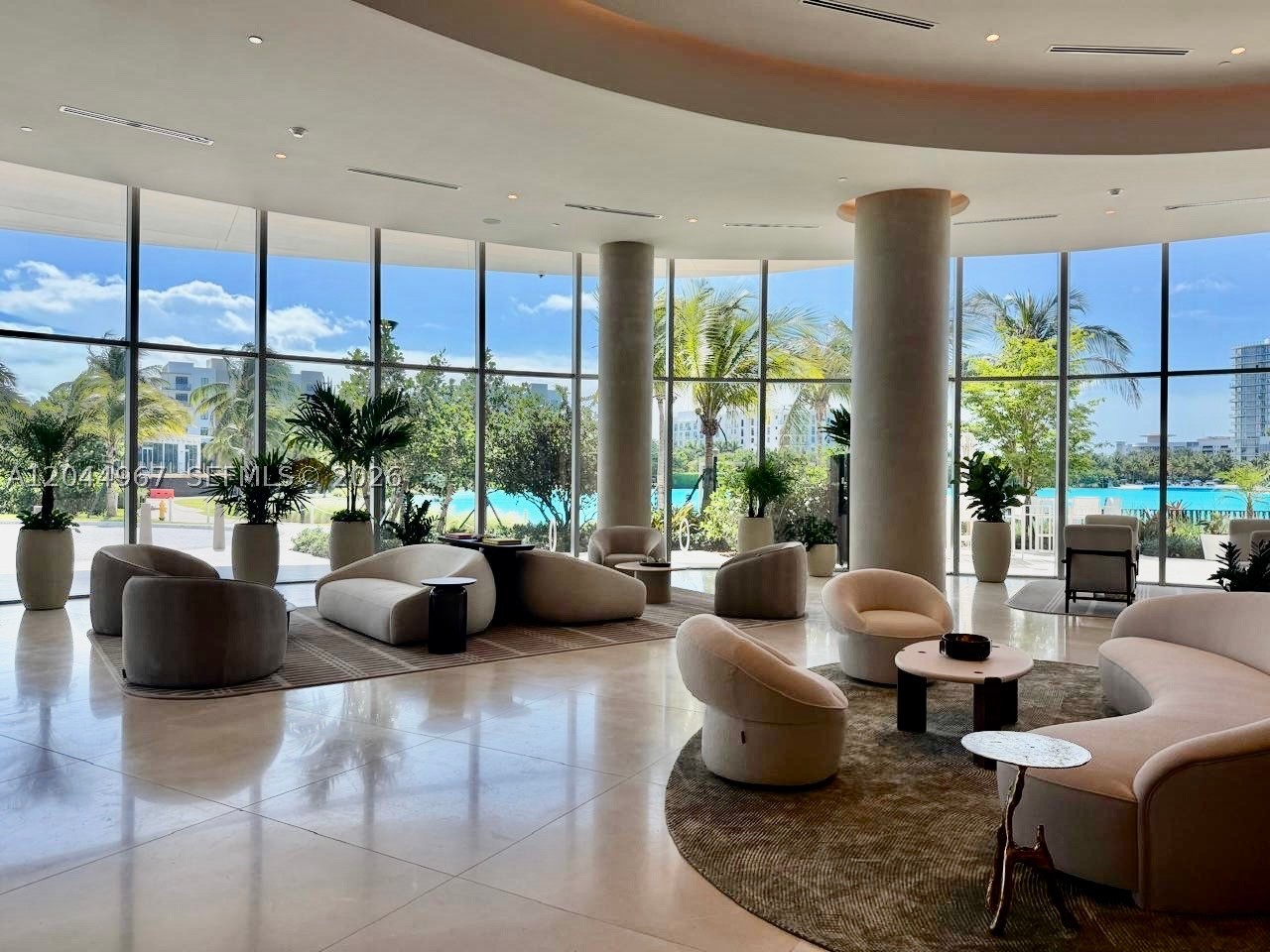 2411 Laguna Circle #1207, Miami FL 33181