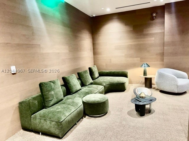 2411 Laguna Circle #1207, Miami FL 33181