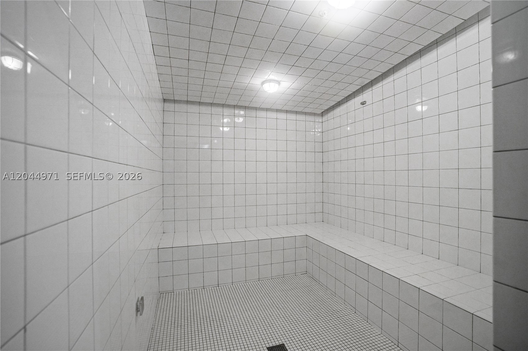 151 SE 1st St #PH04, Miami FL 33131