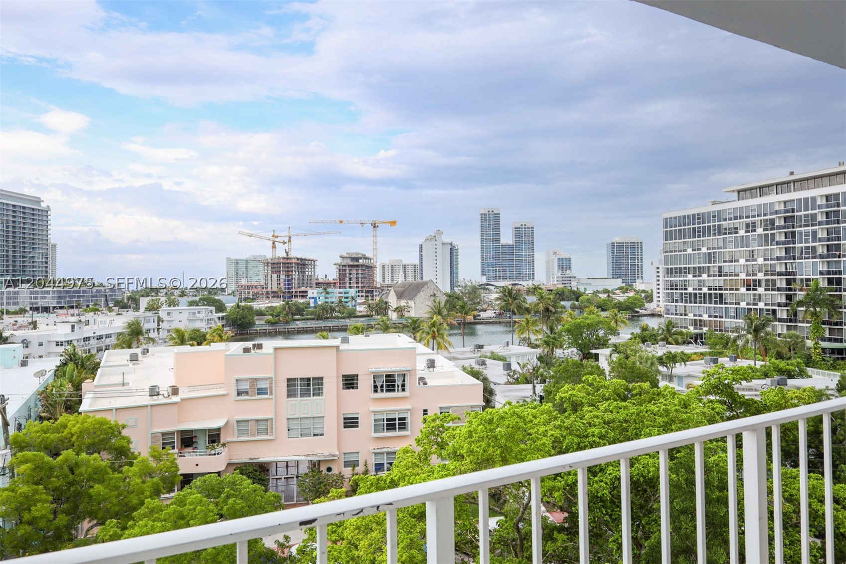6900 Bay Dr #6H, Miami Beach FL 33141