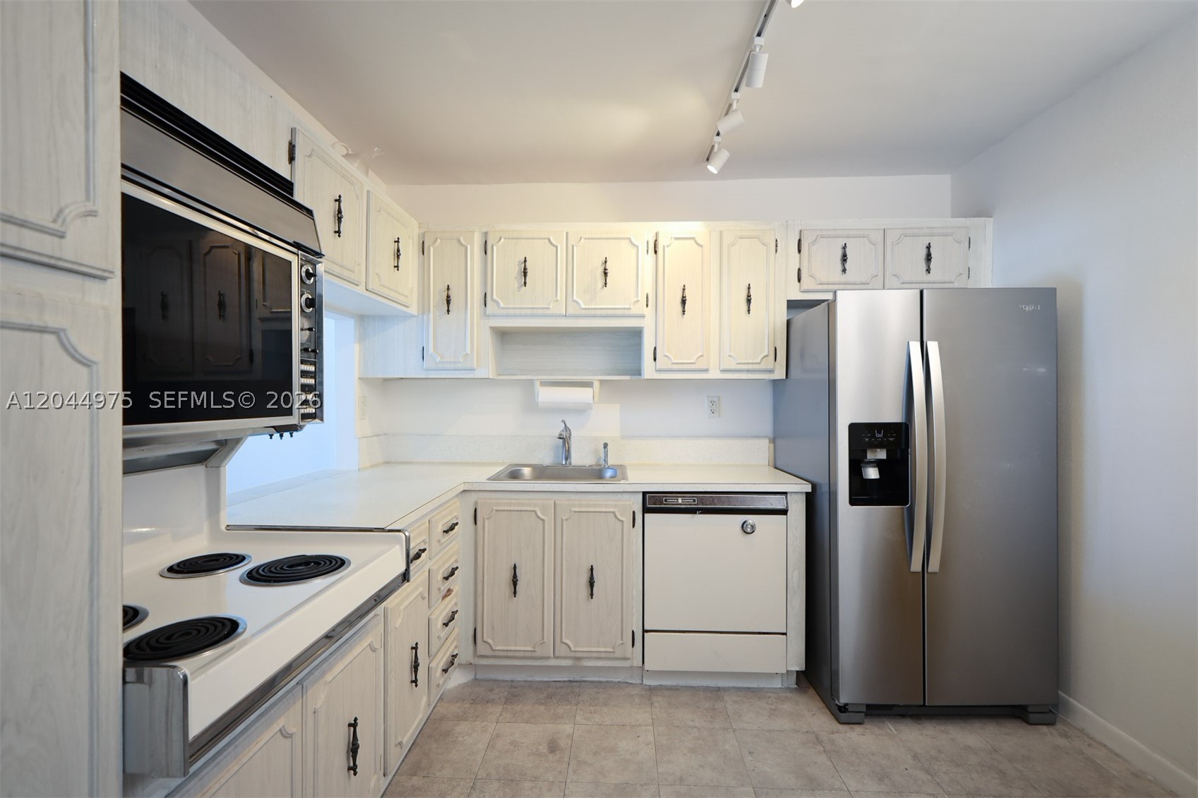 6900 Bay Dr #6H, Miami Beach FL 33141