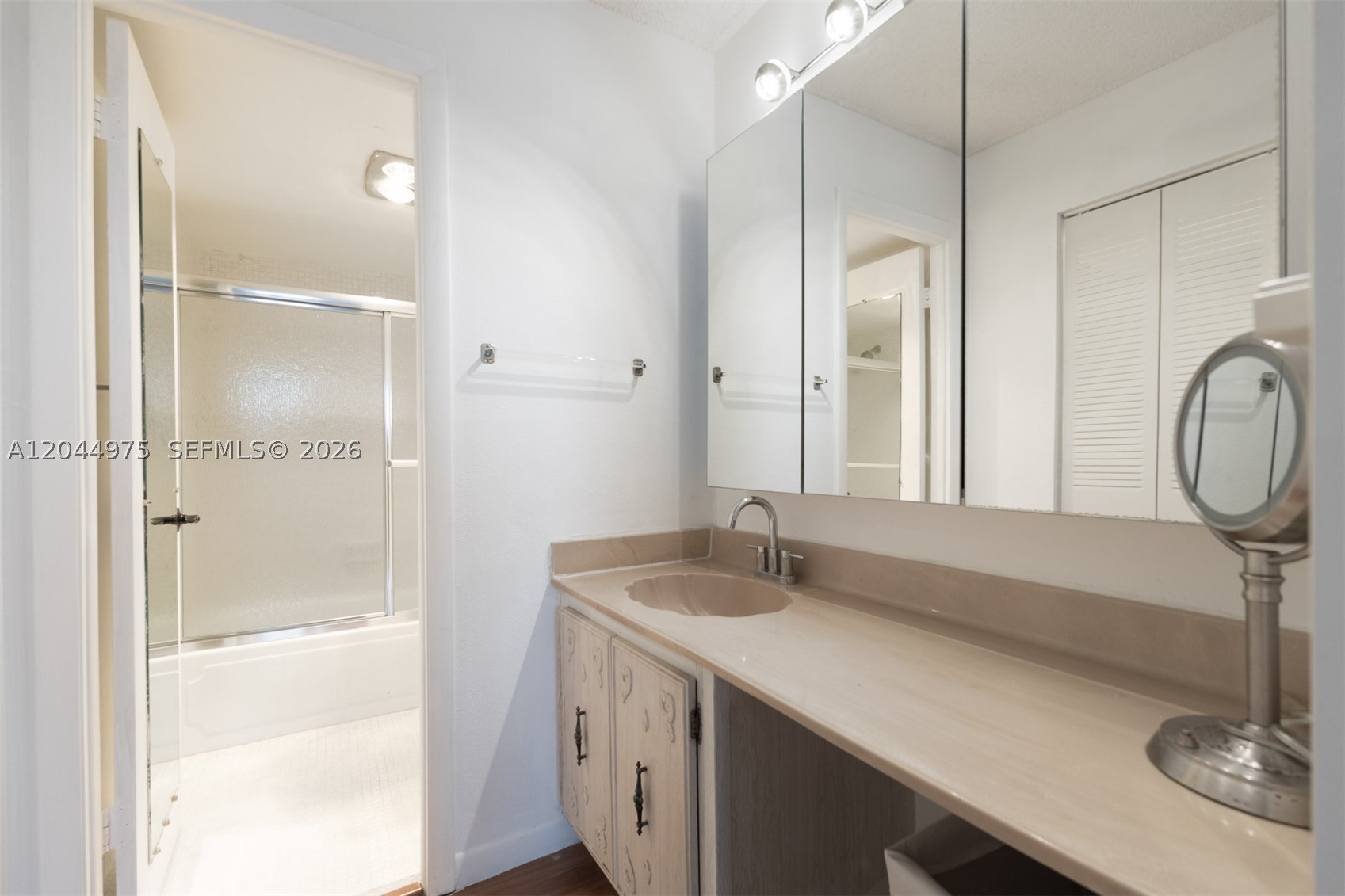 6900 Bay Dr #6H, Miami Beach FL 33141