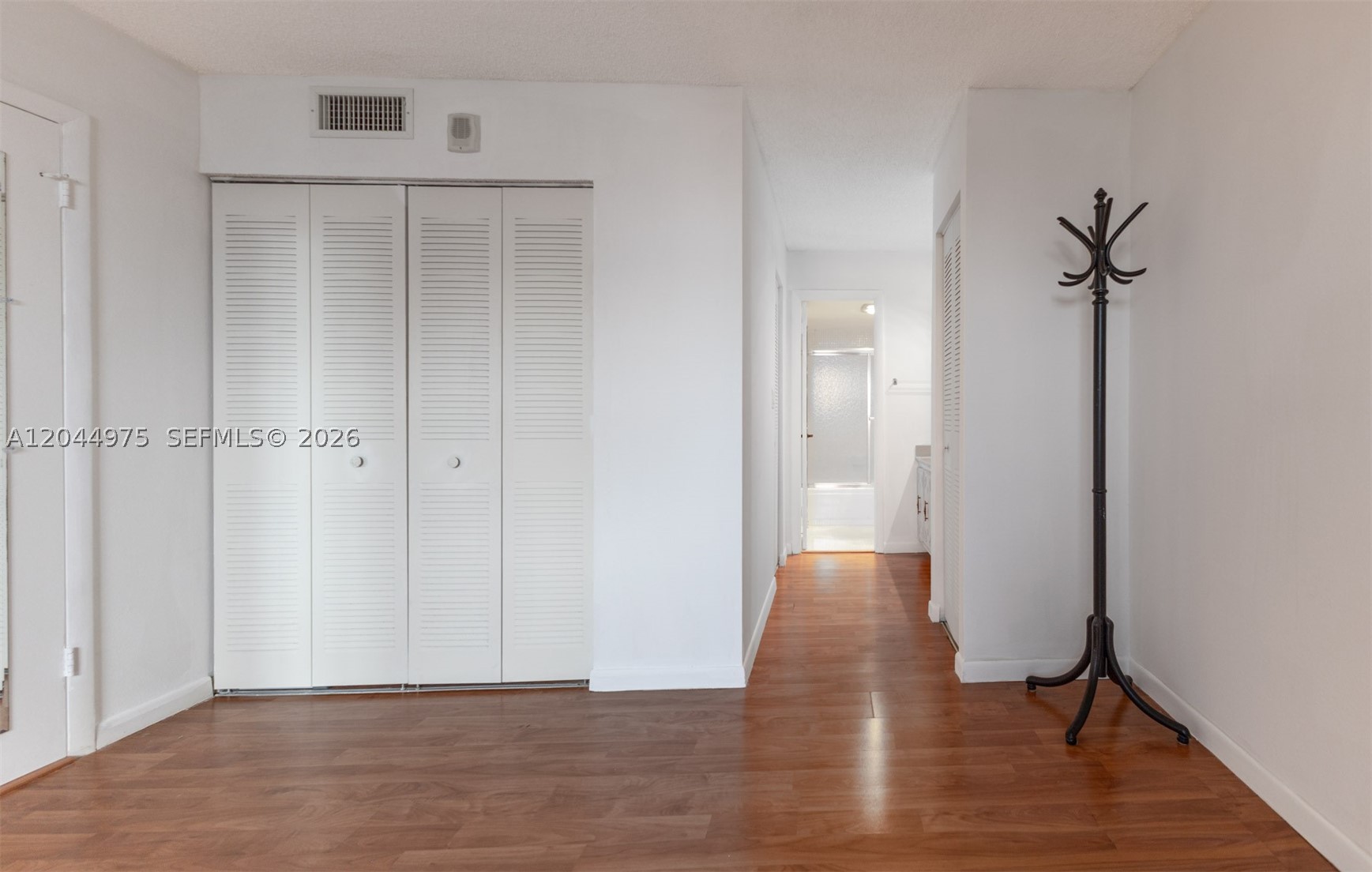 6900 Bay Dr #6H, Miami Beach FL 33141