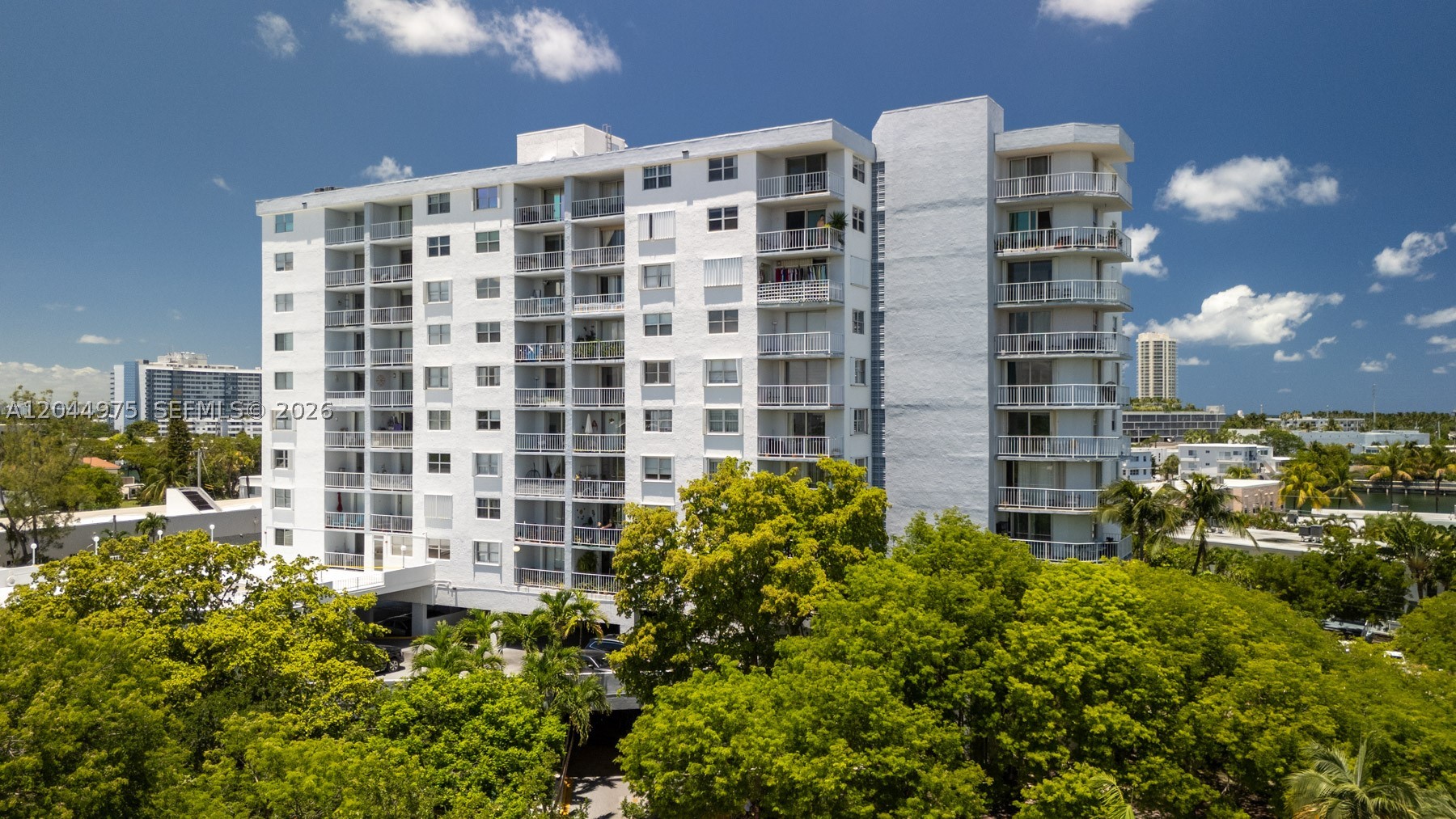 6900 Bay Dr #6H, Miami Beach FL 33141
