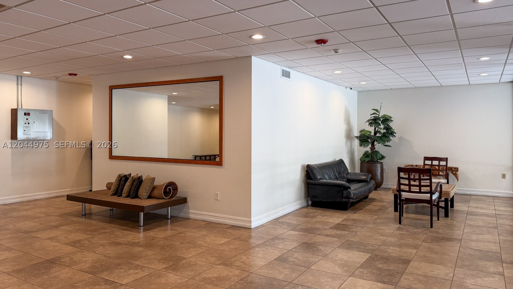 6900 Bay Dr #6H, Miami Beach FL 33141