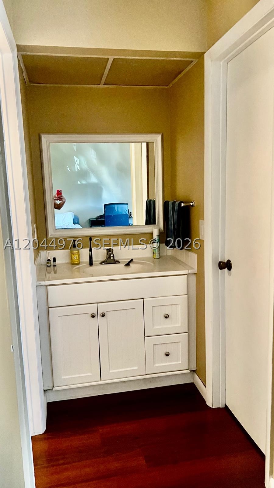 8711 SW 30th St #106, Davie FL 33328