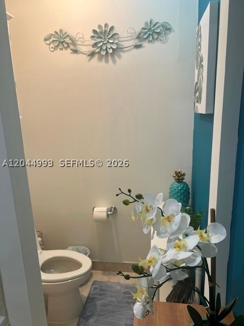 16102 Emerald Estates Dr #235, Weston FL 33331