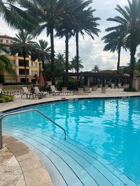 16102 Emerald Estates Dr #235, Weston FL 33331