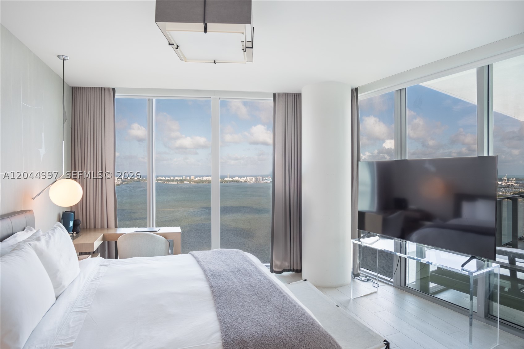2900 NE 7th Ave #4307, Miami FL 33137