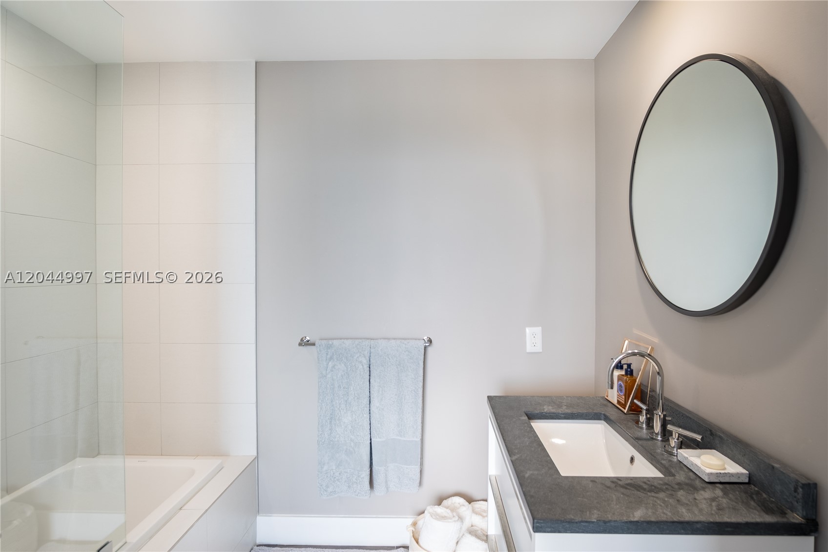 2900 NE 7th Ave #4307, Miami FL 33137
