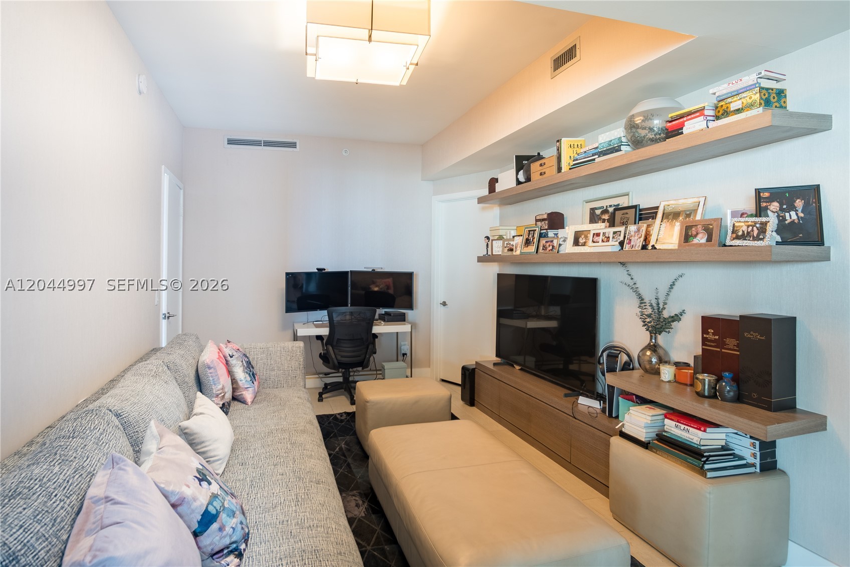 2900 NE 7th Ave #4307, Miami FL 33137
