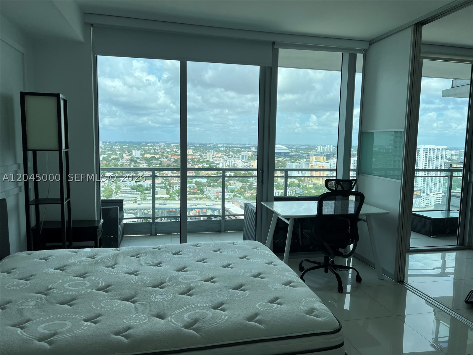 92 SW 3rd St #3508, Miami FL 33130