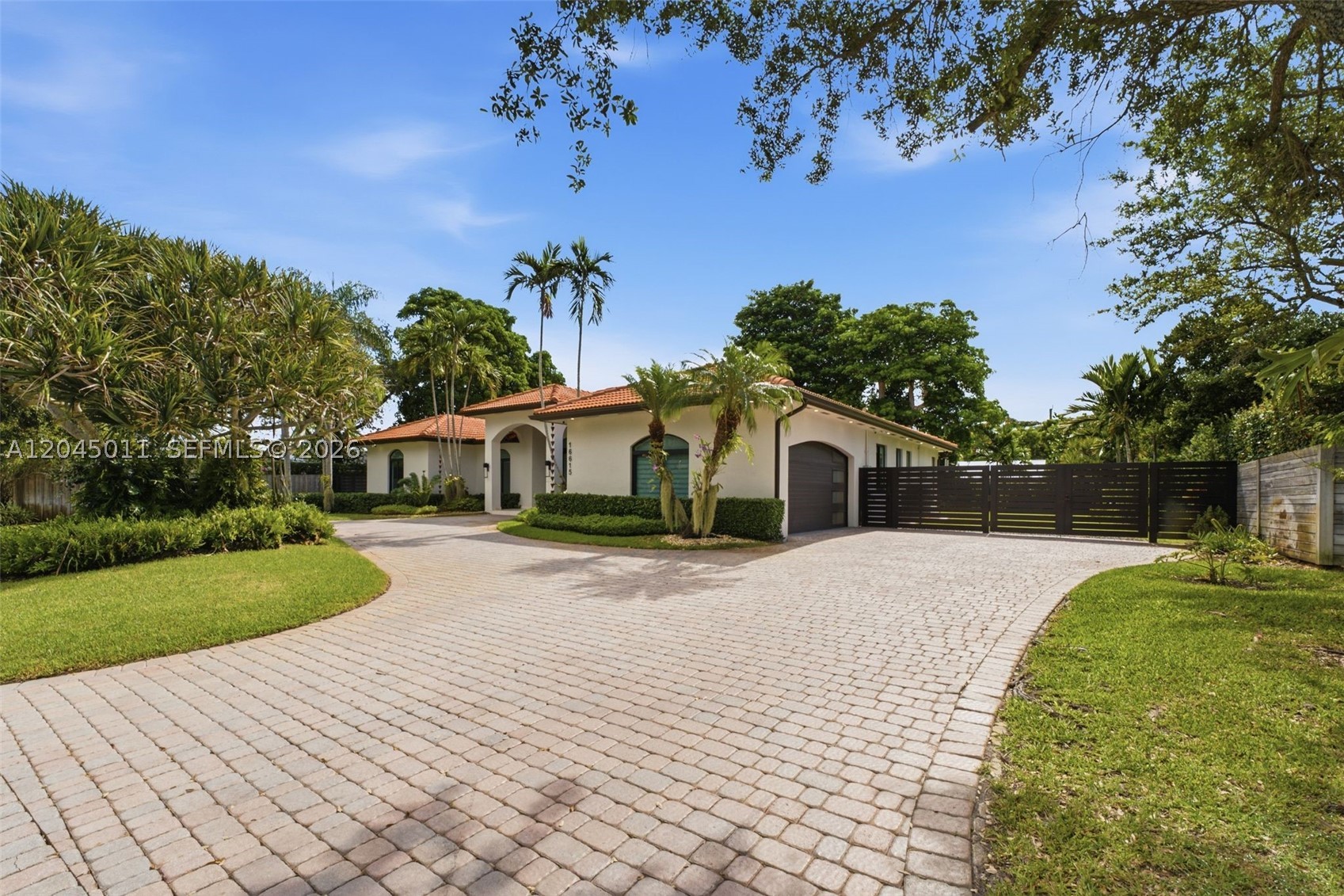 16615 SW 82nd Ct, Palmetto Bay FL 33157