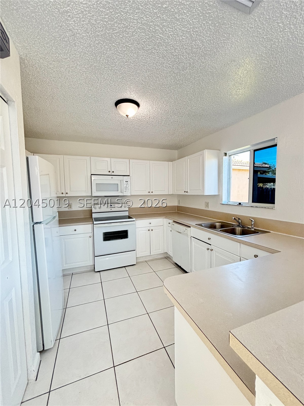 21339 SW 87th Ct, Cutler Bay FL 33189