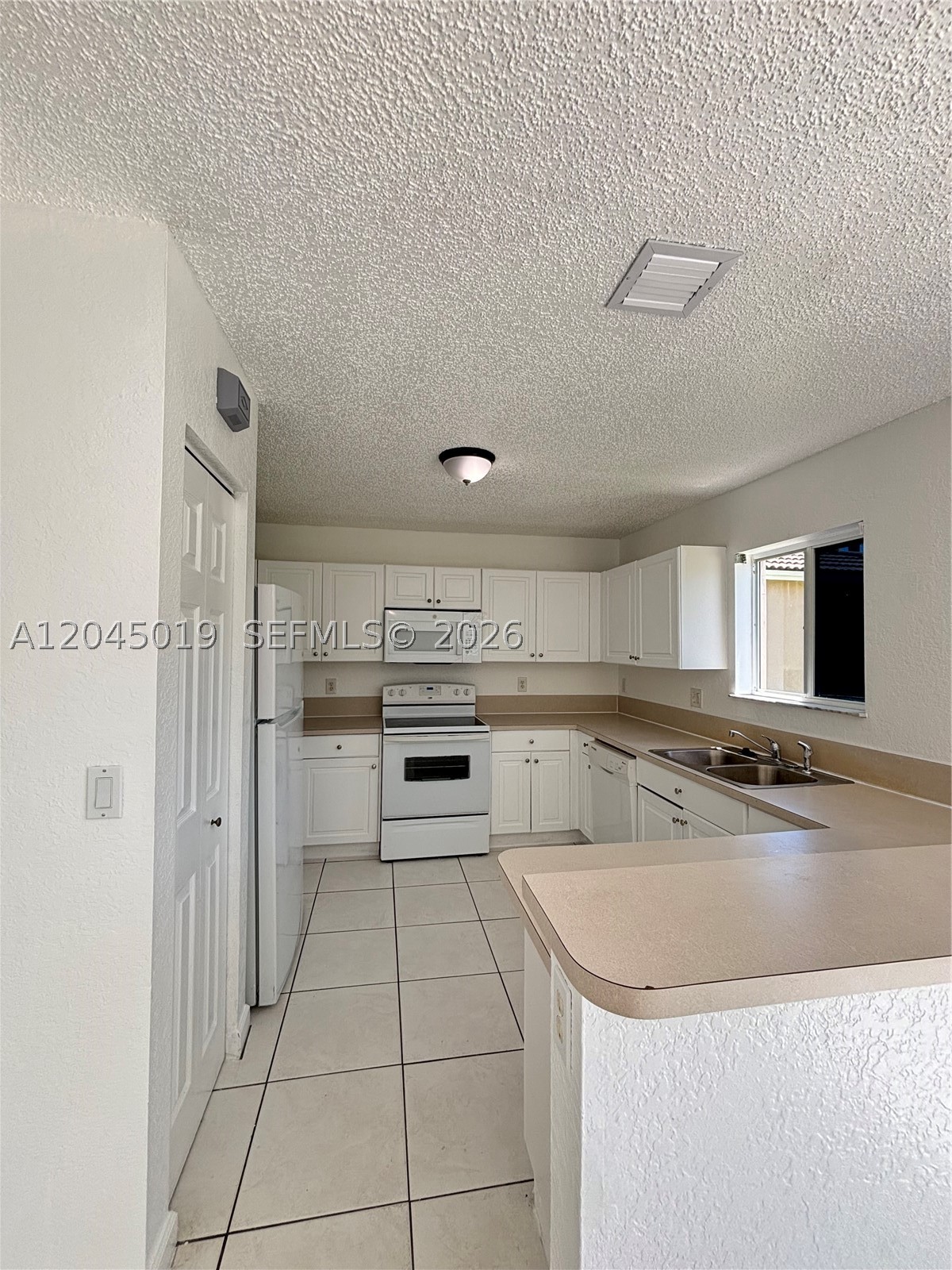 21339 SW 87th Ct, Cutler Bay FL 33189