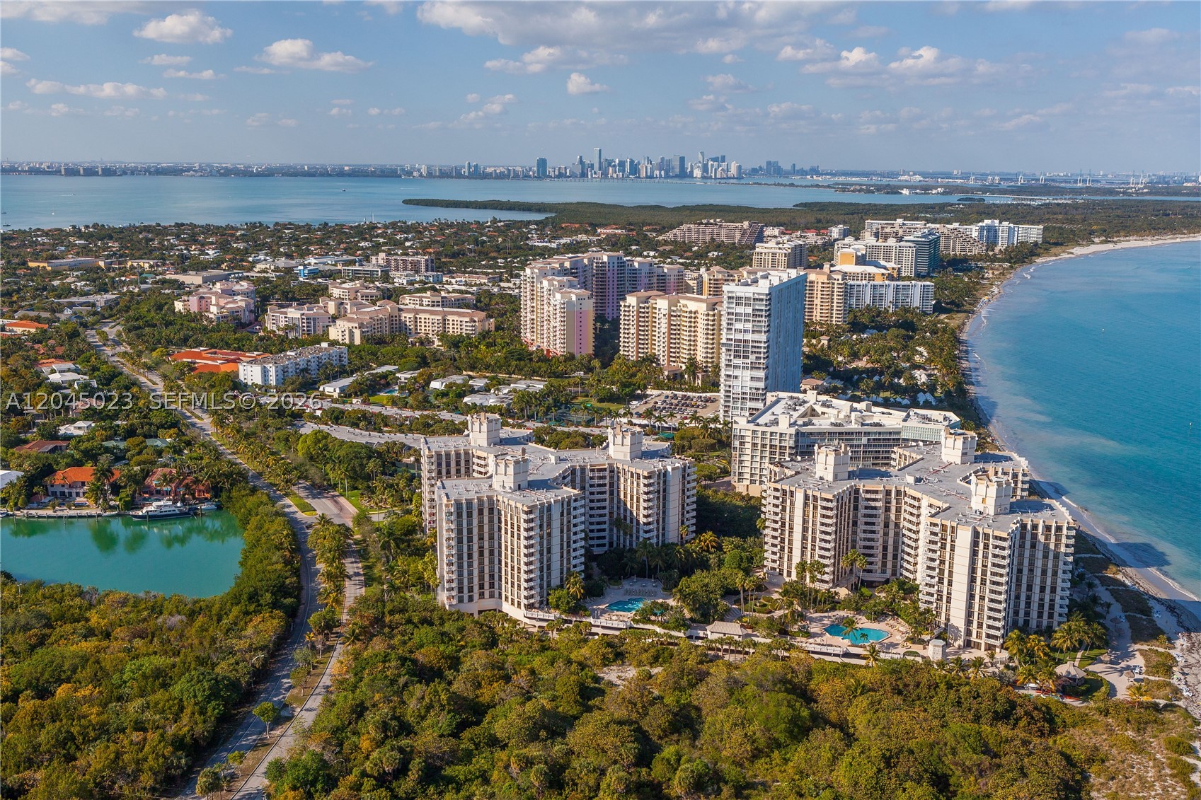 1121 Crandon Blvd #F804, Key Biscayne FL 33149