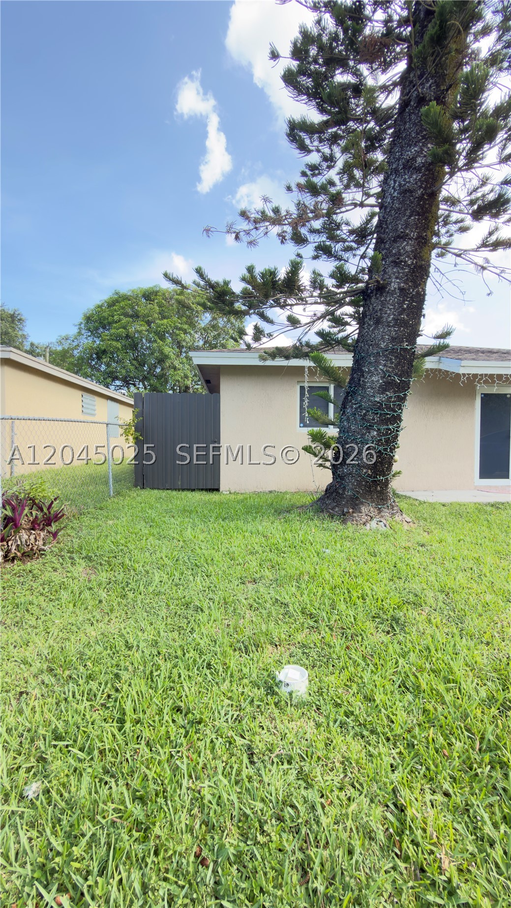 920 NW 65th St, Miami FL 33150