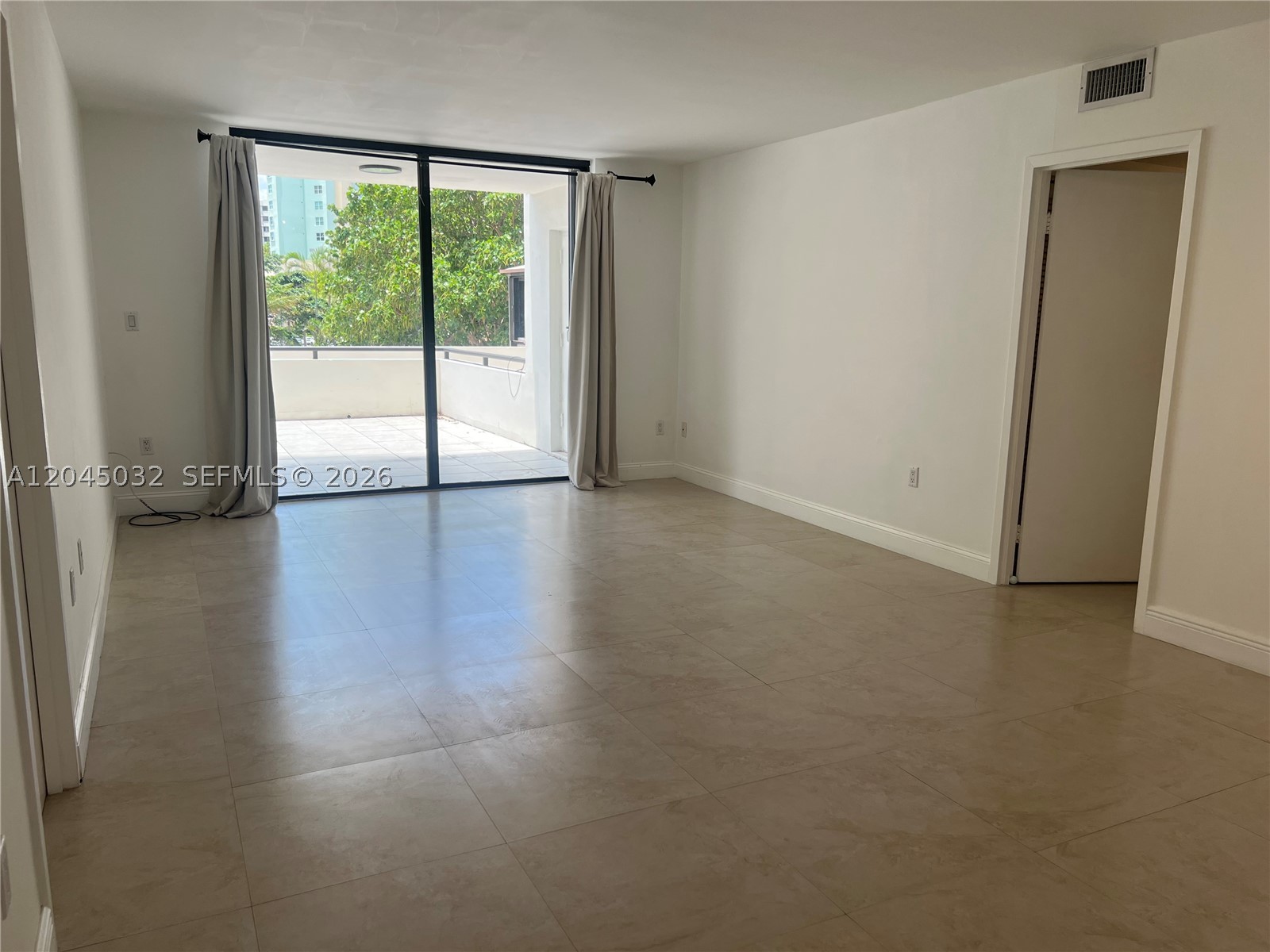 2333 Brickell Ave #210, Miami FL 33129