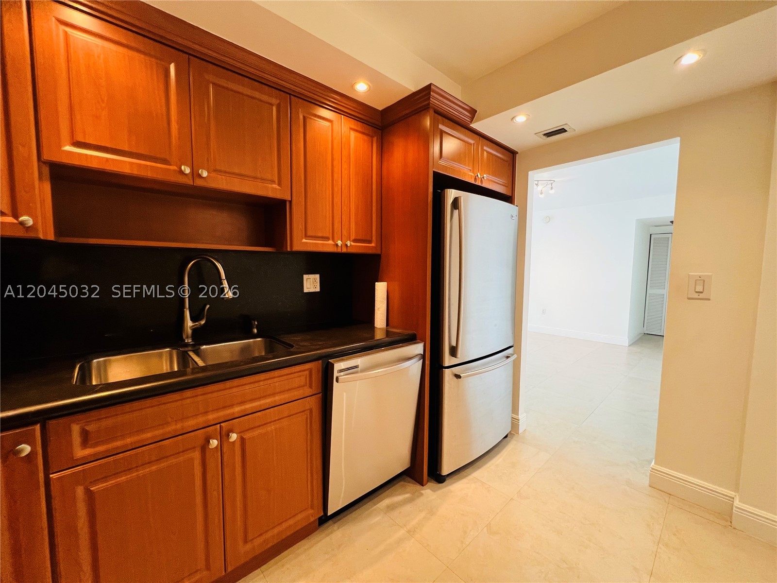 2333 Brickell Ave #210, Miami FL 33129