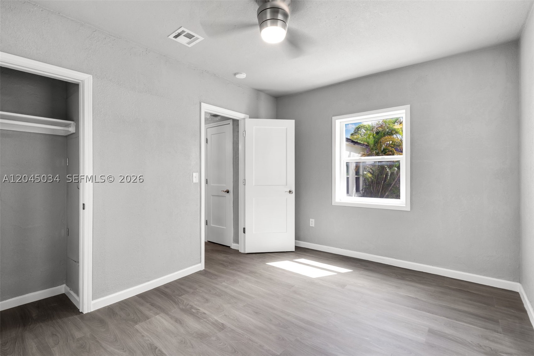1246 Fisherman St, Opa Locka FL 33054
