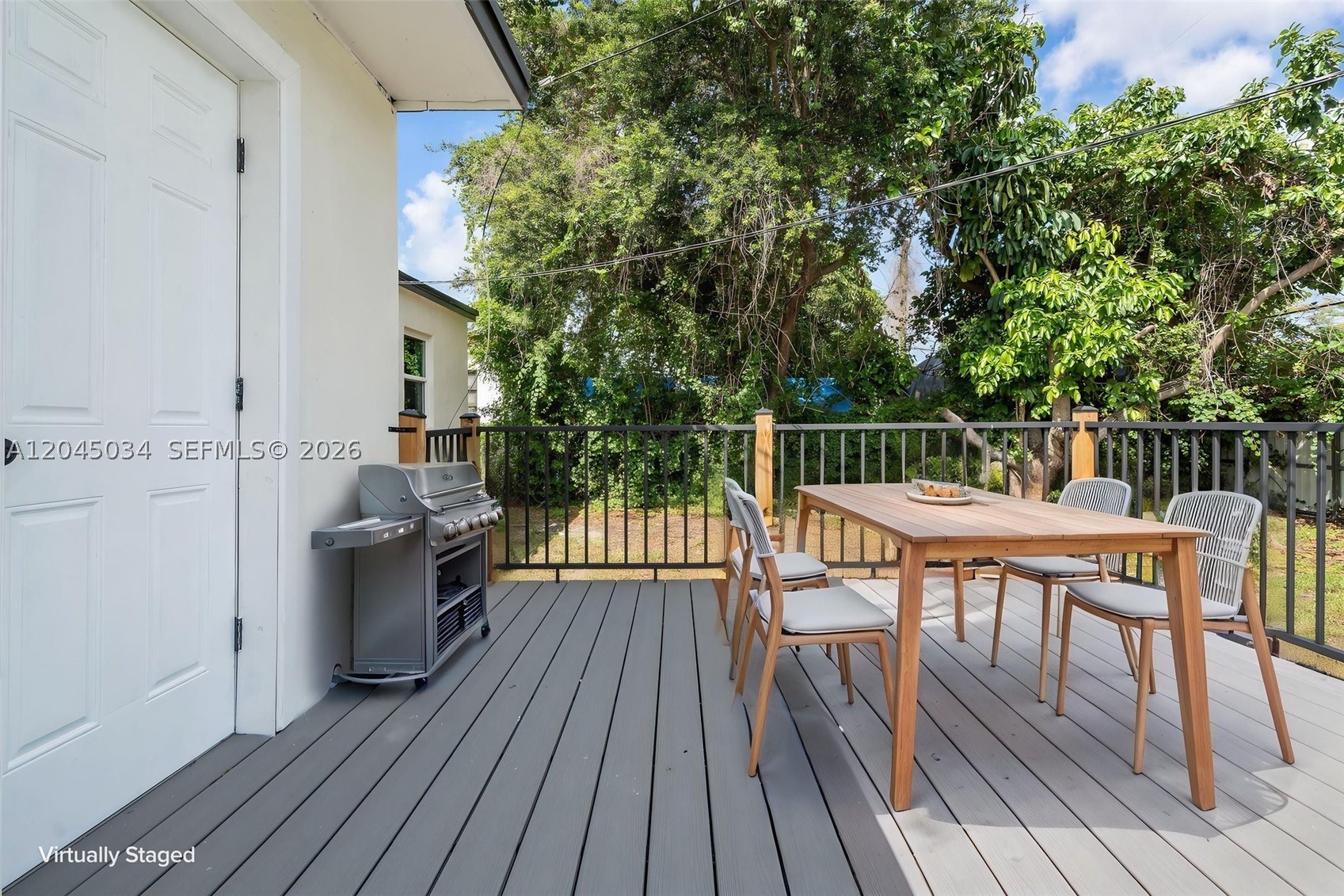 1246 Fisherman St, Opa Locka FL 33054