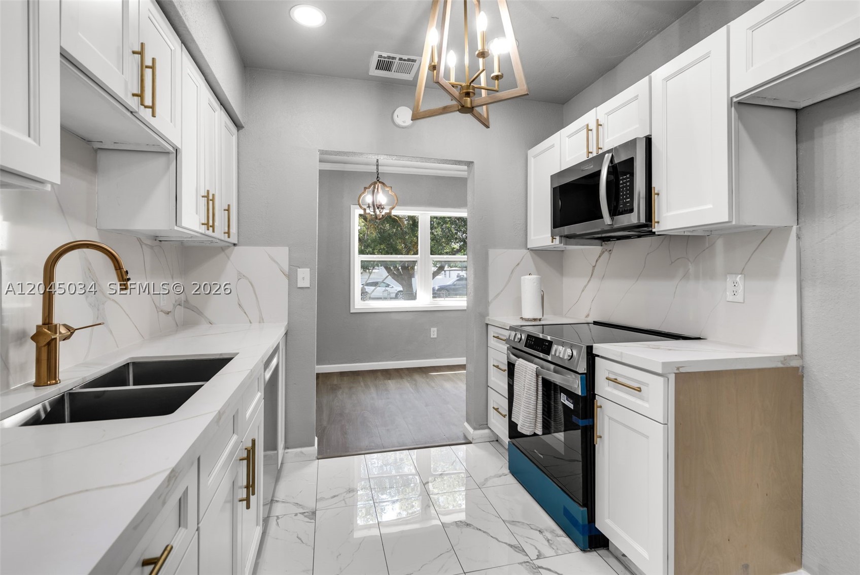 1246 Fisherman St, Opa Locka FL 33054