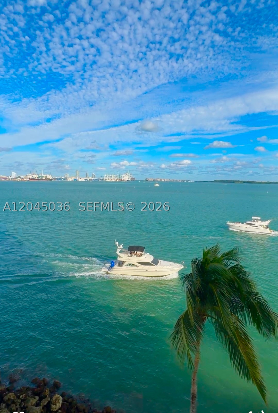 800 Claughton Island Dr #502, Miami FL 33131