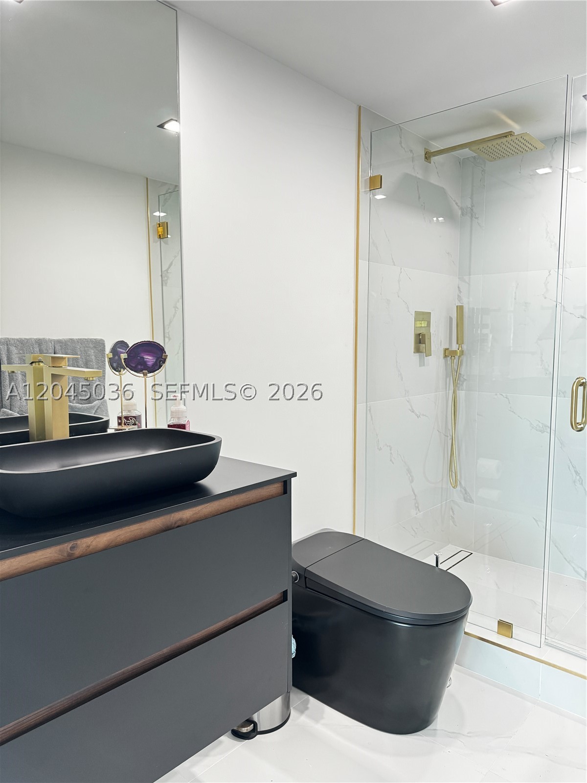 800 Claughton Island Dr #502, Miami FL 33131